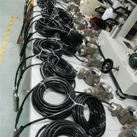 投入式液位变送器 液位传感器水位计4-20ma液位计 RS485液位传感变送器投入式监测计4-20M