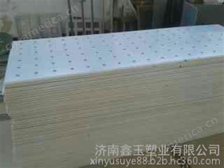济南鑫玉供应潍坊华鹿PVC硬板、4MMPVC软板、PVC发泡板、PVC棒2-40MM PVC板