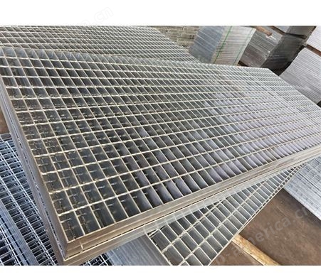 耐腐蚀镀锌钢格栅 楼梯防护安全踏步板 不锈钢碳钢排水井盖板 钢格板 润隆专业定制