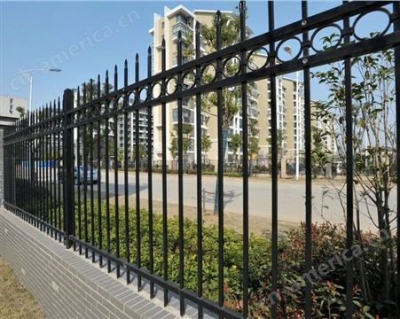 T115户外铸铁围墙护栏庭院别墅小区室外大门围栏栅栏铁艺栏杆