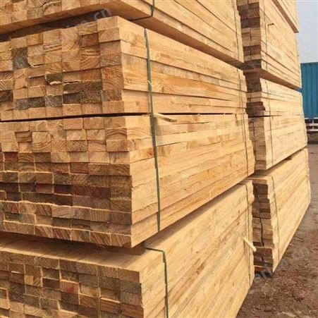 呈果木业批发建筑木方 建筑模板木方 白松木方价格
