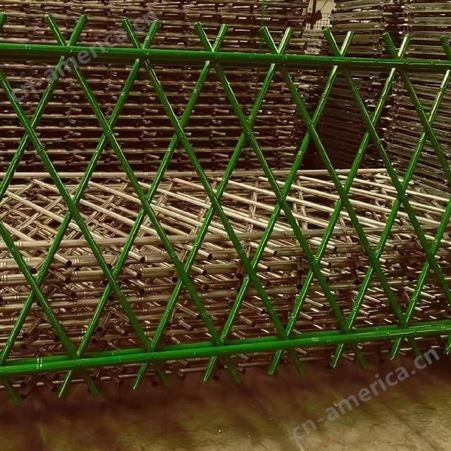 绿色仿竹护栏A巴中绿色仿竹篱笆护栏A绿色仿竹片护栏厂家价格 奥焱