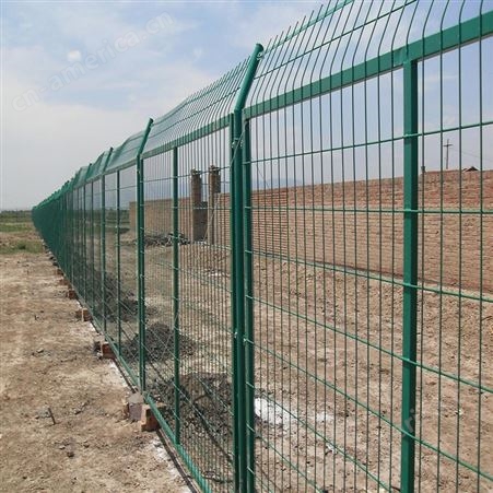 边框护栏网高速公路机场公园支持定制户外围栏养殖圈地果园隔离网科阳